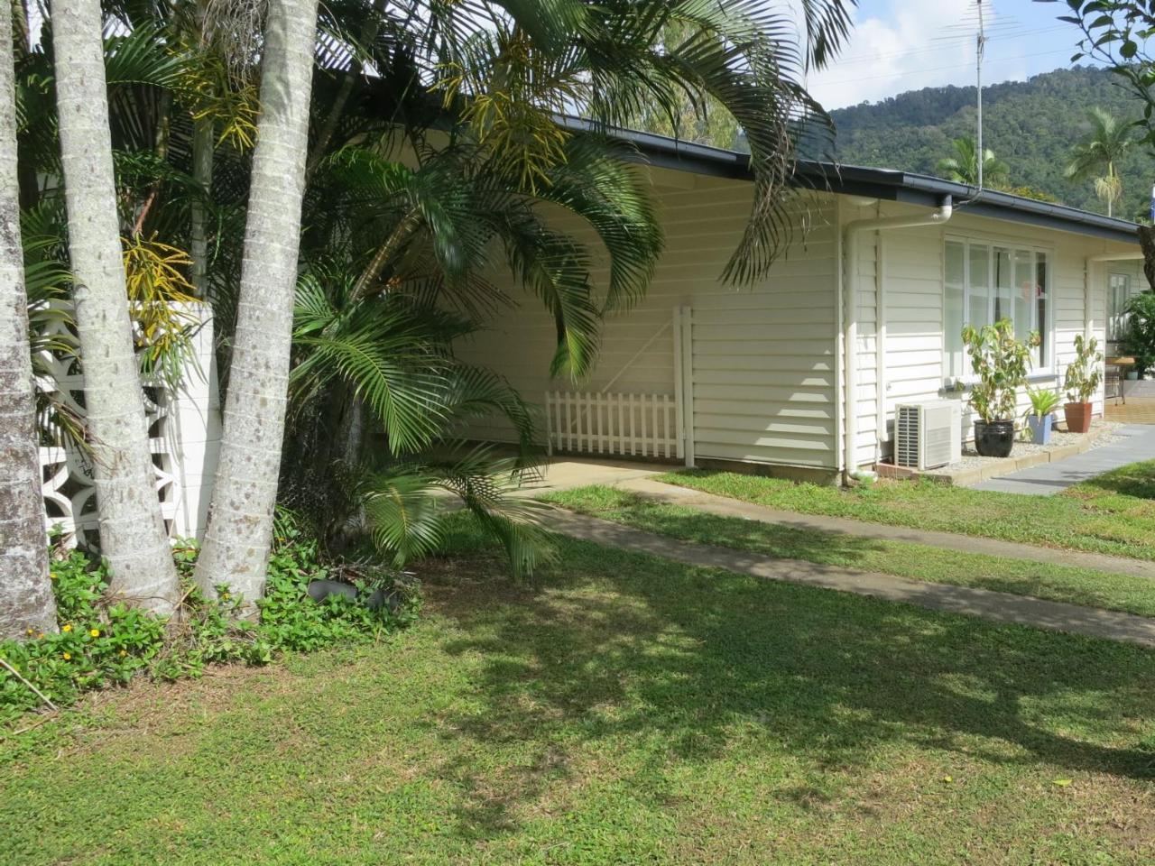 Edge Hill Clean & Green Cairns, 7 Minutes From The Airport, 7 Minutes To Cairns Cbd & Reef Fleet Terminal מראה חיצוני תמונה