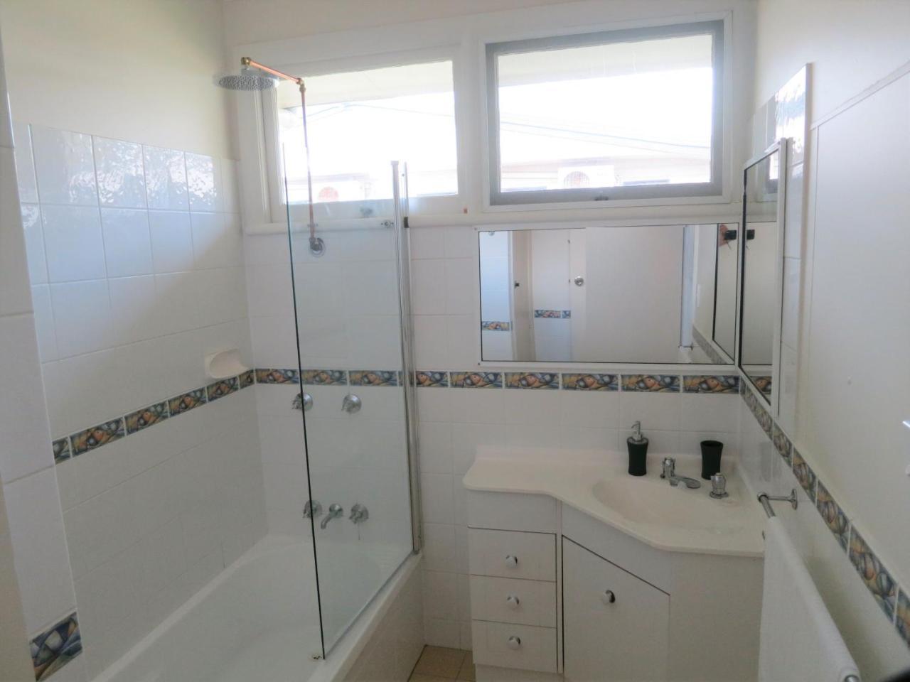 Edge Hill Clean & Green Cairns, 7 Minutes From The Airport, 7 Minutes To Cairns Cbd & Reef Fleet Terminal מראה חיצוני תמונה